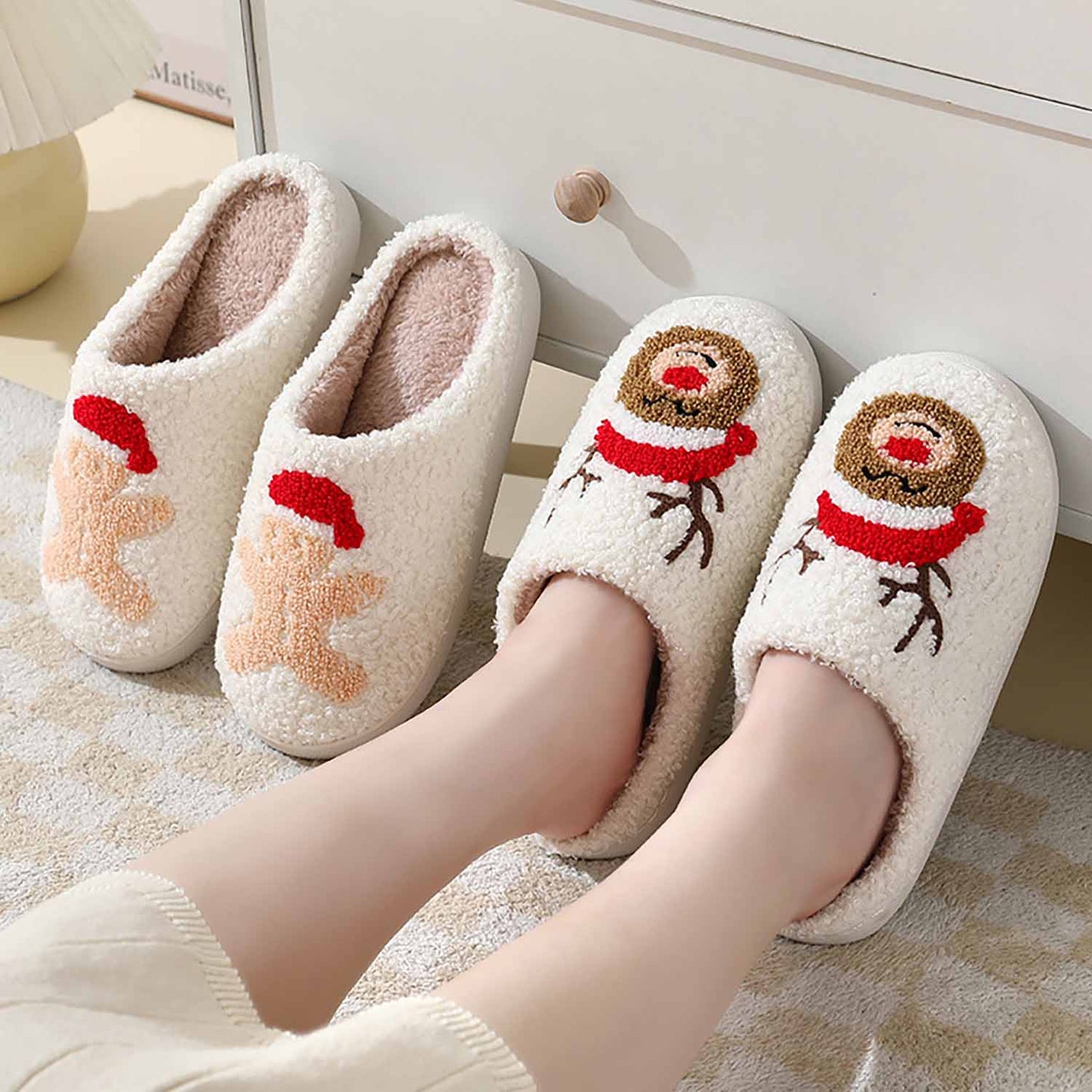 Christmas Cartoon Pattern Fuzzy Slippers | NCS