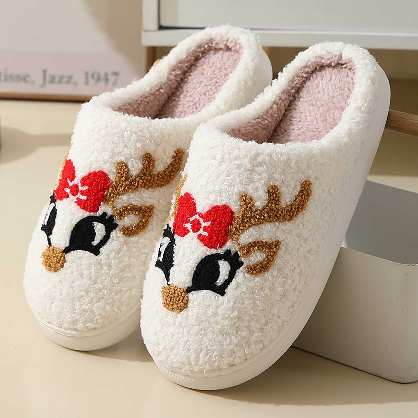 Christmas Cartoon Pattern Fuzzy Slippers | NCS