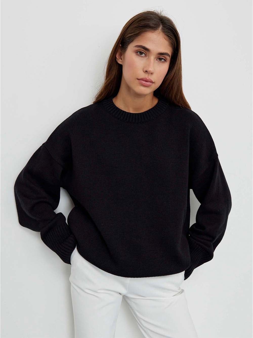 Drop-Shoulder Wide-Edges Sweater | NCS