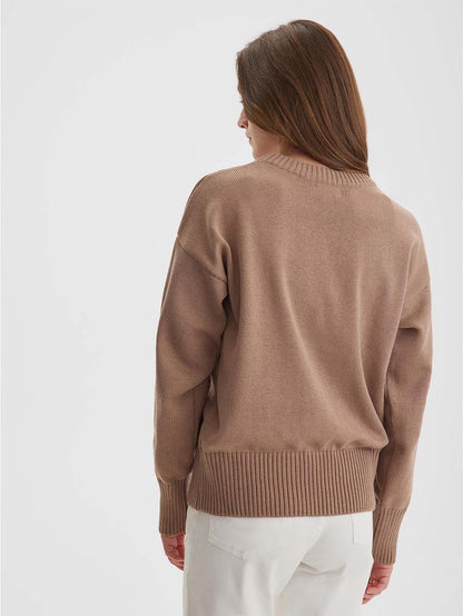 Drop-Shoulder Wide-Edges Sweater | NCS