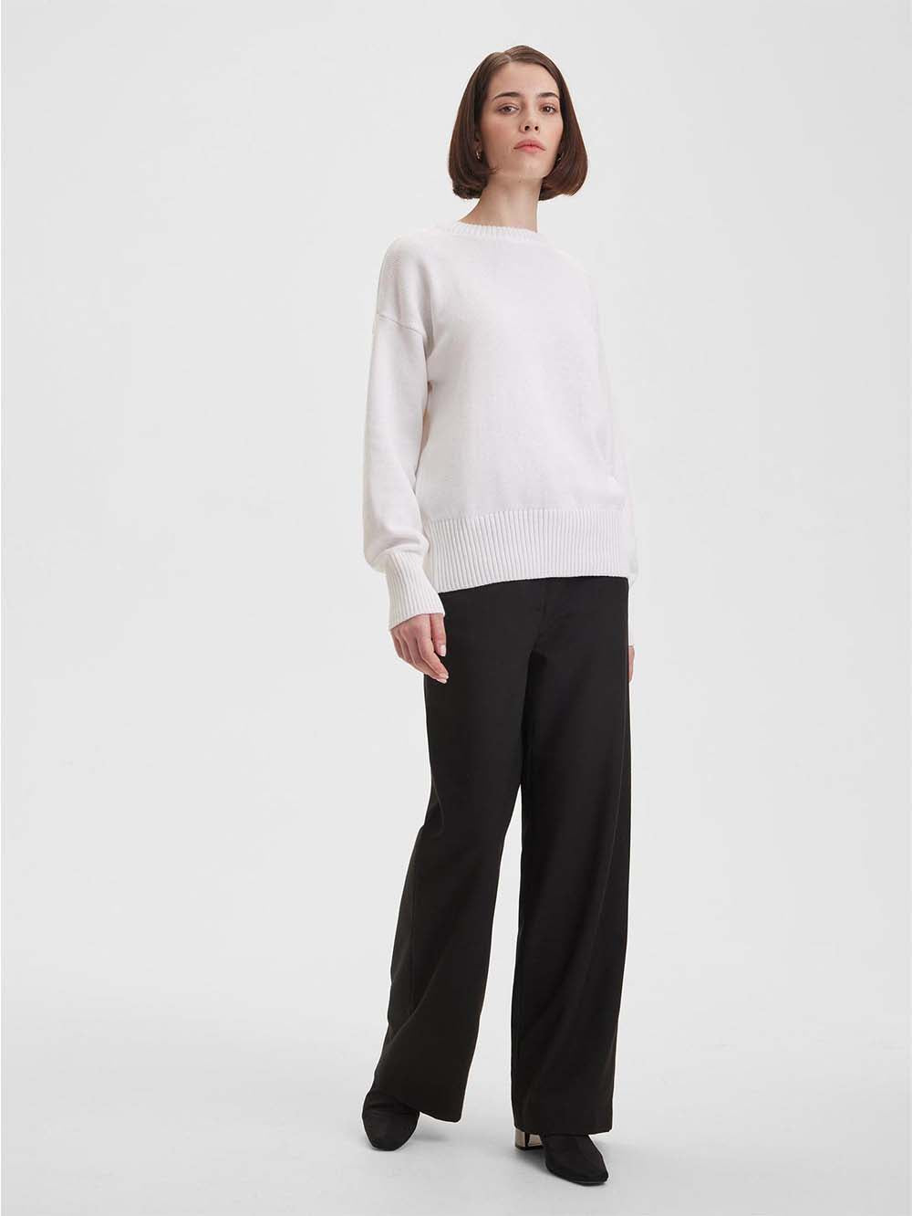 Drop-Shoulder Wide-Edges Sweater | NCS