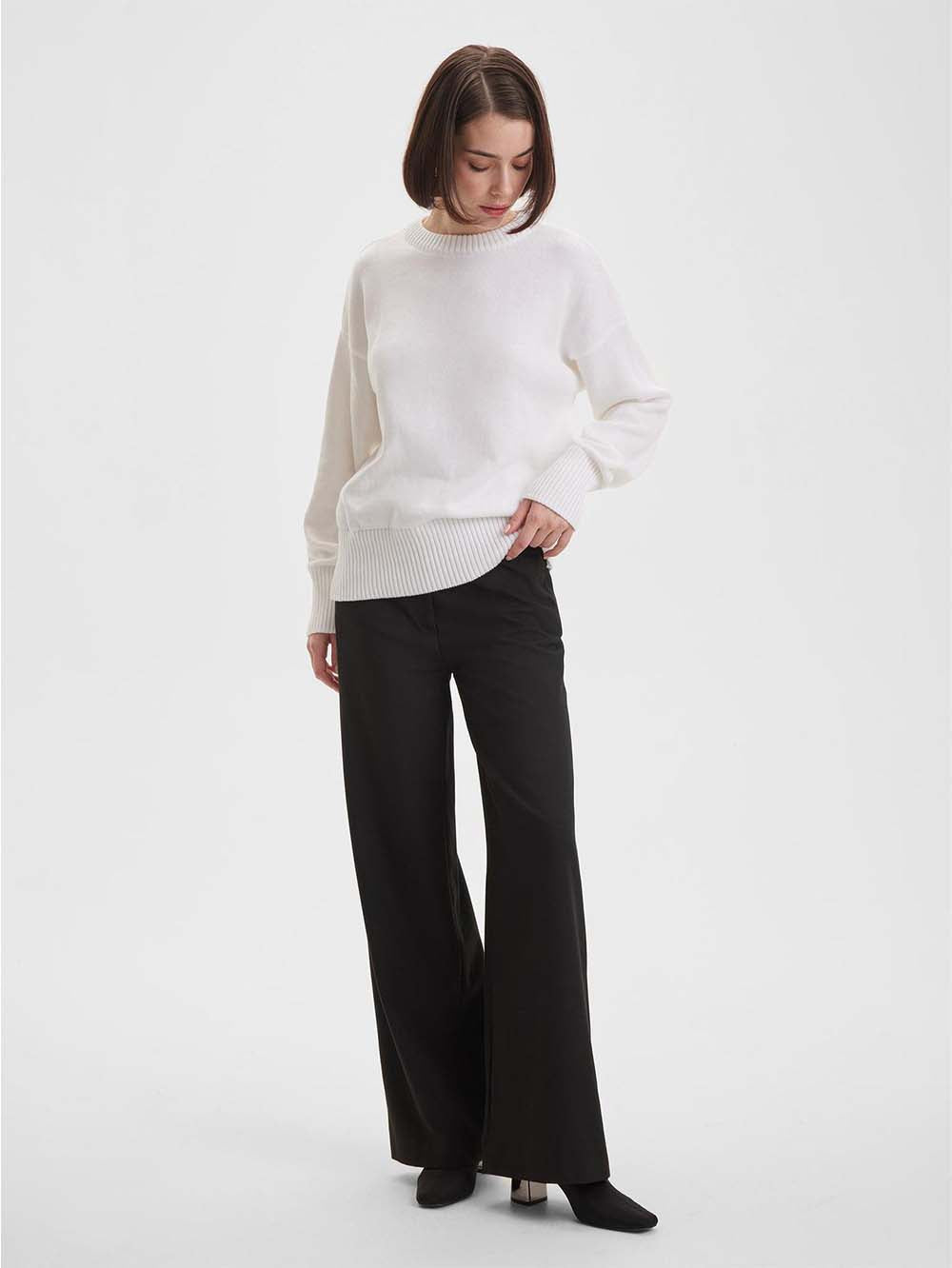 Drop-Shoulder Wide-Edges Sweater | NCS