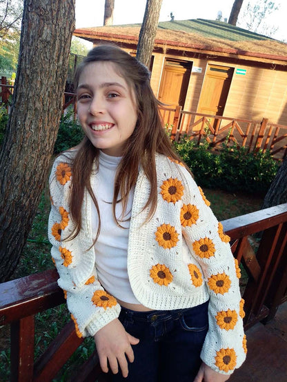 Handmade Stylish Daisy Knit Cardigan Sweater | NCS